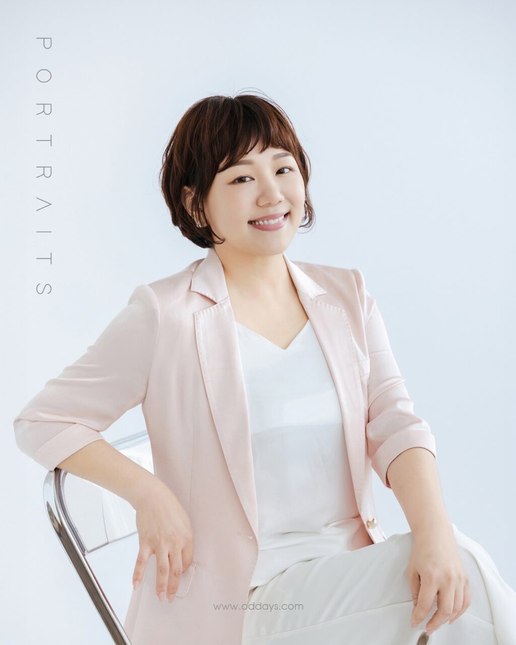 Instagram post from oddays.photo. This post is in position 0.