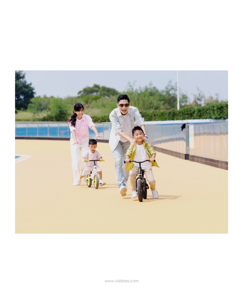 Instagram post from oddays.photo. This post is in position 6.